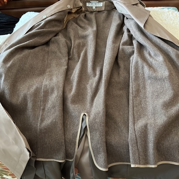 COPY - Like New Ladies Brem Rainwear Trench Coat Dark Tan Color - Picture 3 of 6